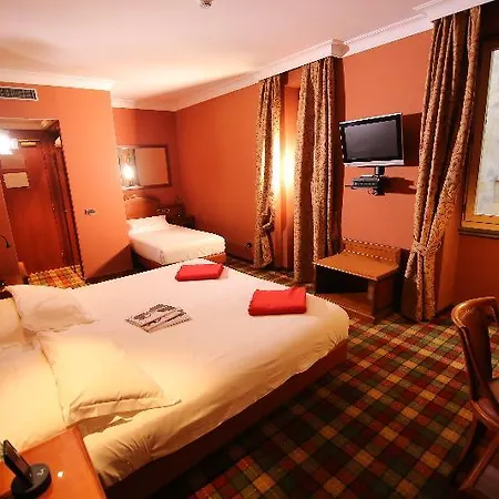 Rex Hotel